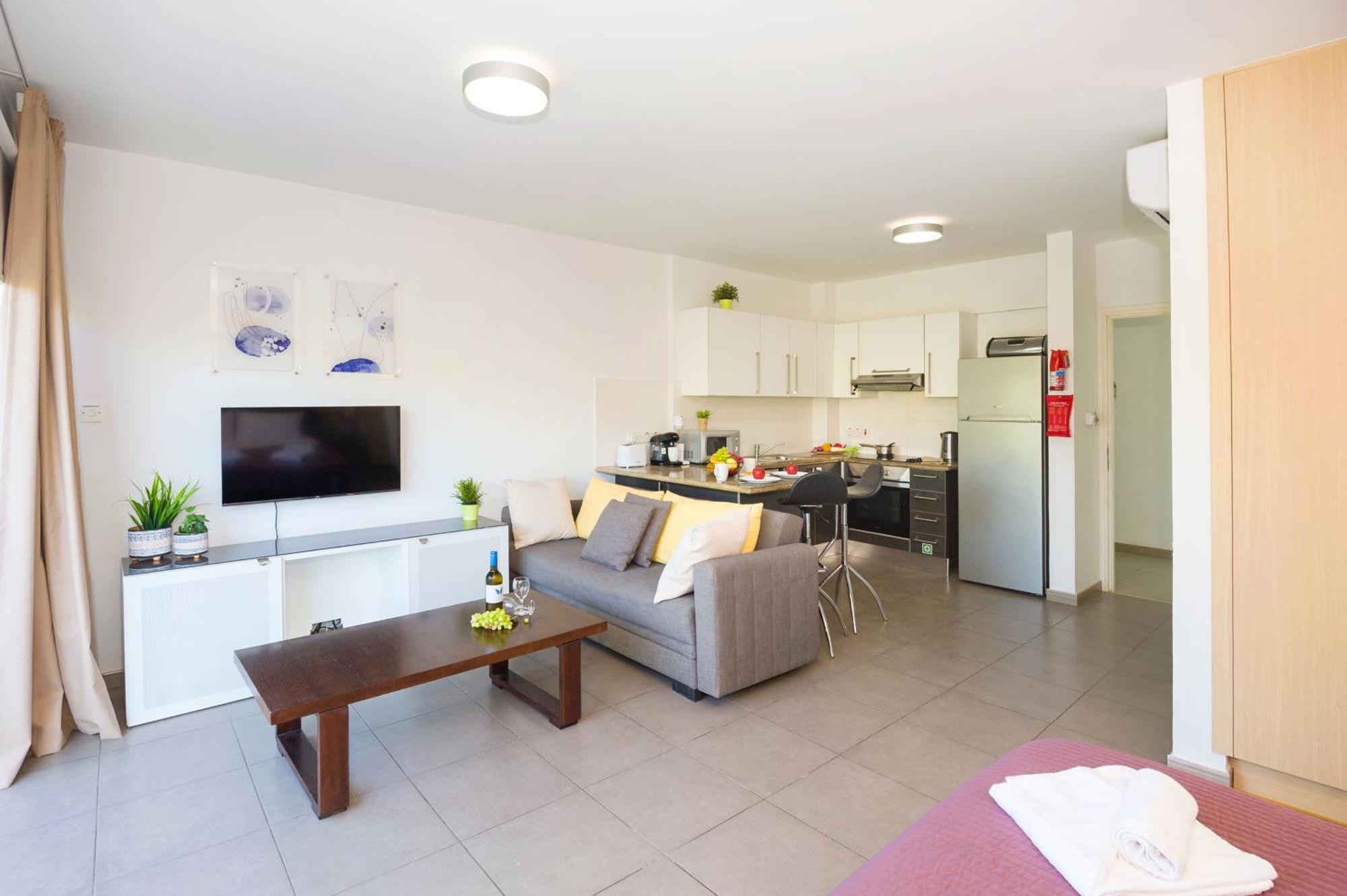 Apartament Lucile - Coralli Beachfront